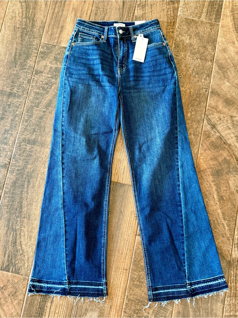 NWT Artemis Vintage Wide Leg Twist Seam Jeans